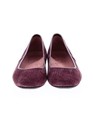 Vionic Flats (view 2)