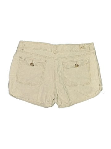 L.e.i. Khaki Shorts (view 2)