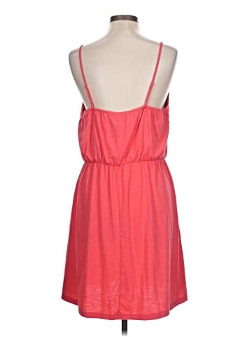 Old Navy Casual Dress (view 2)