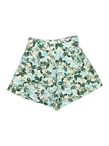 AMUR Shorts (view 2)