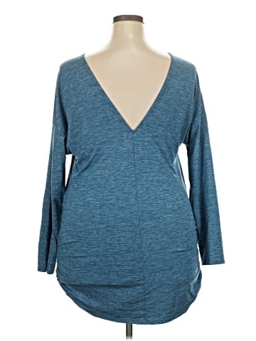 lucy Pullover Sweater (view 2)