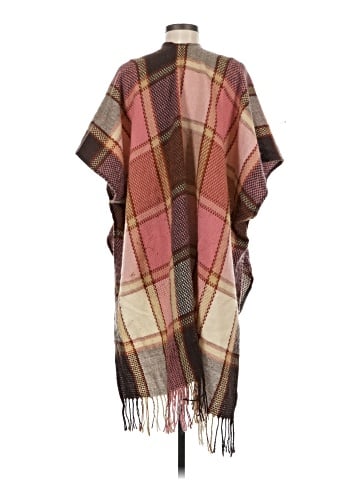 Do Everything in Love Poncho (view 2)