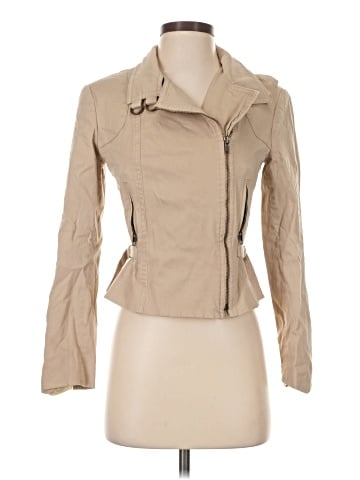 Attention Jacket (view 1)