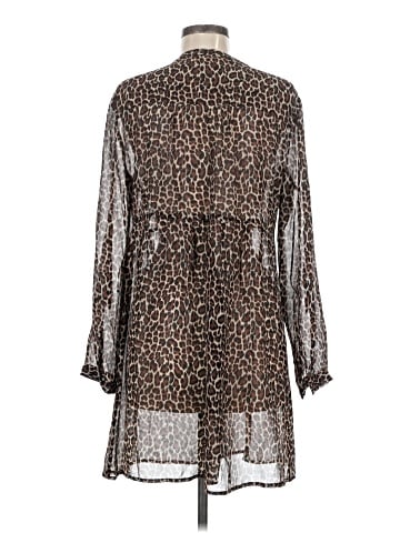 TWO by Vince Camuto Casual Dress (view 2)