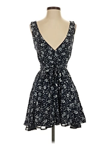Lulus Casual Dress (view 1)
