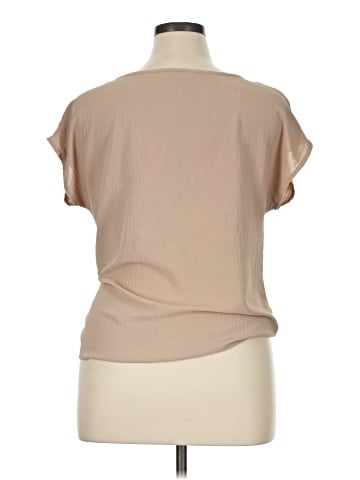 Gilli Short Sleeve T-Shirt (view 2)