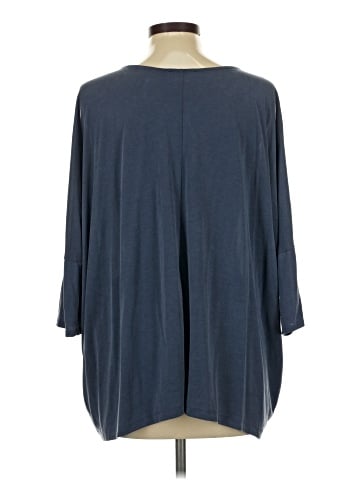 Lumiere 3/4 Sleeve T-Shirt (view 2)