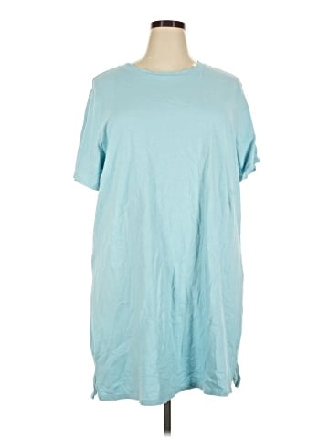 Old Navy Short Sleeve T-Shirt (view 1)