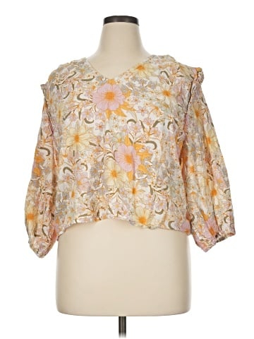 a.n.a. A New Approach 3/4 Sleeve Blouse (view 1)