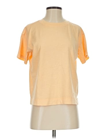 Old Navy Short Sleeve T-Shirt (view 1)