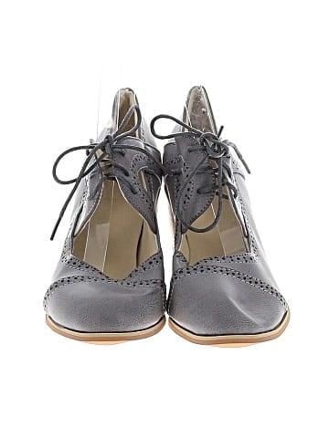 Unbranded Heels (view 2)