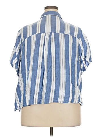 Old Navy Short Sleeve Blouse (view 2)
