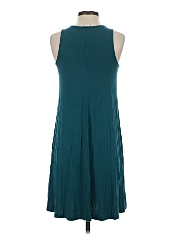Old Navy Casual Dress (view 2)