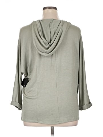 Femme by tresics Poncho (view 2)