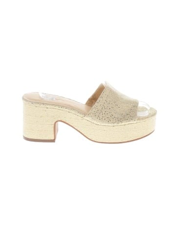 Jessica Simpson Heels (view 1)