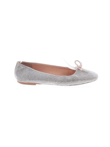 Matisse Flats (view 1)