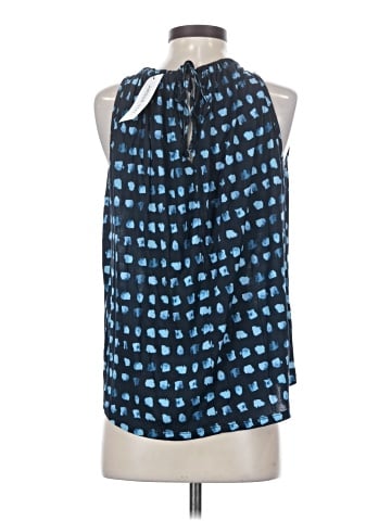 Amour Vert Sleeveless Blouse (view 2)