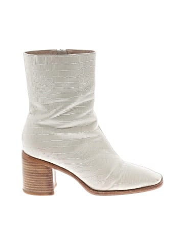Intentionally ______ Boots (view 1)