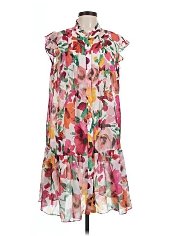 Julia Jordan Casual Dress (view 1)