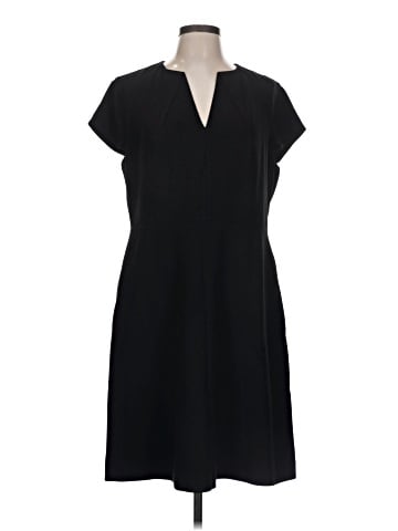 Elie Tahari Casual Dress (view 1)