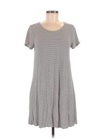 Old Navy Casual Dress (view 1)