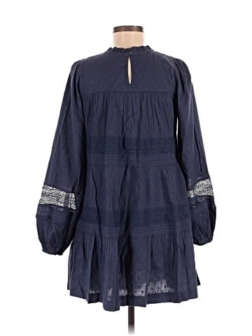 Old Navy Casual Dress (view 2)