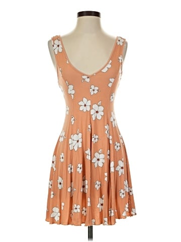 Forever 21 Casual Dress (view 1)