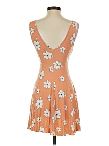 Forever 21 Casual Dress (view 2)