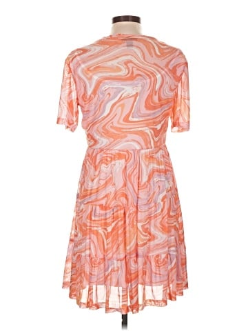 LOVE X DESIGN Cocktail Dress (view 2)