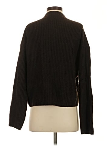 Uniqlo Turtleneck Sweater (view 2)