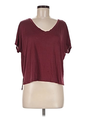 American Eagle Outfitters Short Sleeve T-Shirt (view 1)
