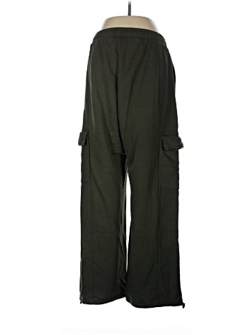 Gap Cargo Pants (view 2)