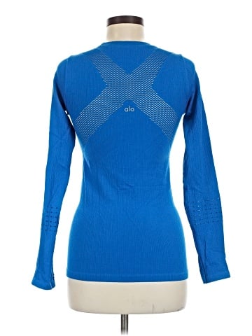 Alo Long Sleeve T-Shirt (view 2)