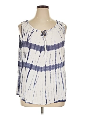 a.n.a. A New Approach Sleeveless Blouse (view 1)