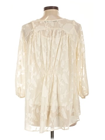 Doe & Rae 3/4 Sleeve Blouse (view 2)