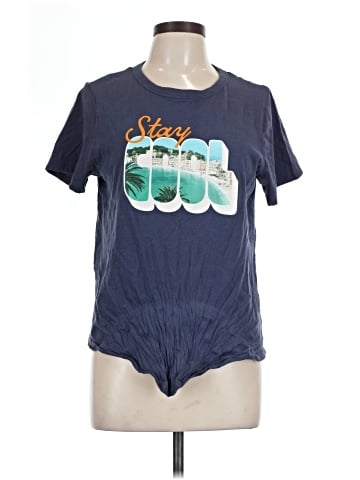 Old Navy Short Sleeve T-Shirt (view 1)