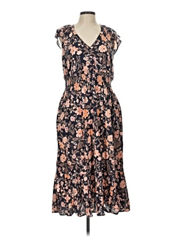 Old Navy Casual Dress (view 1)