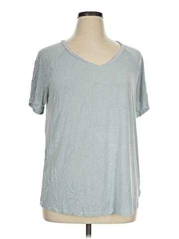 American Eagle Outfitters Short Sleeve T-Shirt (view 1)