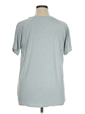 American Eagle Outfitters Short Sleeve T-Shirt (view 2)