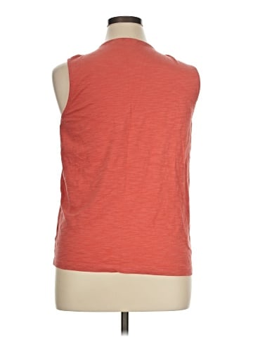 Max Studio Sleeveless T-Shirt (view 2)