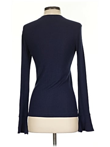 GOLDIE Long Sleeve T-Shirt (view 2)