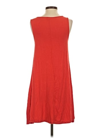 Old Navy Casual Dress (view 2)