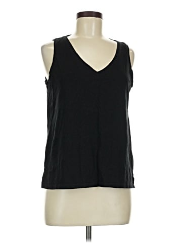 Old Navy Sleeveless T-Shirt (view 1)
