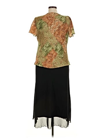 En Focus Studio Cocktail Dress (view 2)