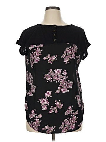 Rewind Short Sleeve Blouse (view 1)
