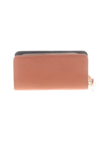 Unbranded Wallet (view 2)