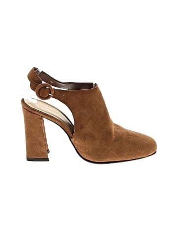 Colin Stuart Heels (view 1)