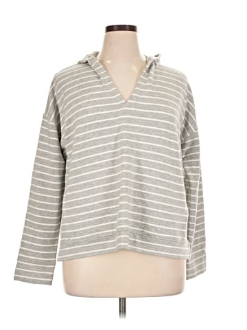 Vineyard Vines Sweatshirt (view 1)