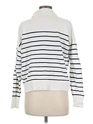 Old Navy Pullover Sweater (view 2)