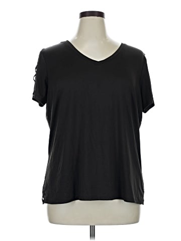 Adrienne Vittadini Short Sleeve T-Shirt (view 1)